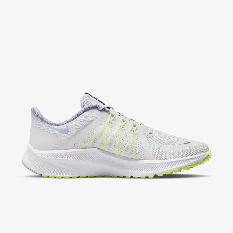 Giày Nike Quest 4 Nữ - Trắng Xanh Giày Nike Quest 4 Nữ - Trắng Xanh