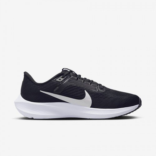 Giày Nike Air Zoom Pegasus 40 Nam - Đen Trắng Giày Nike Air Zoom Pegasus 40 Nam - Đen Trắng