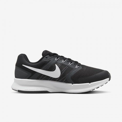 Giày Nike Run Swift 3 Nữ - Đen Trắng Giày Nike Run Swift 3 Nữ - Đen Trắng