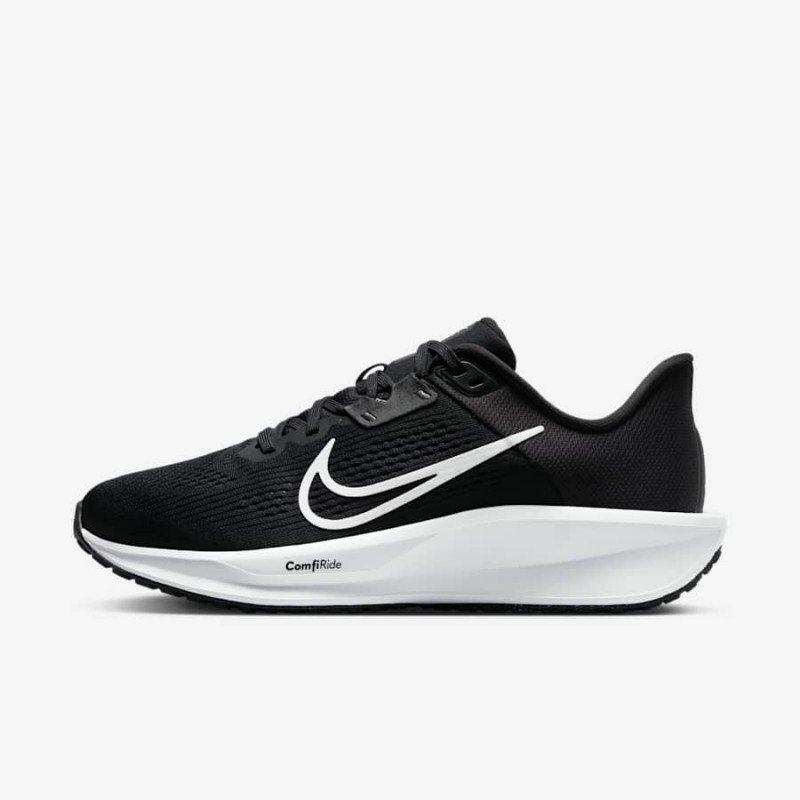 Giày Nike Quest 6 Nữ- Đen Trắng Giày Nike Quest 6 Nữ- Đen Trắng