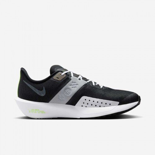 Giày Nike Rival Fly 4 Nam Nữ - Đen Trắng Giày Nike Rival Fly 4 Nam Nữ - Đen Trắng