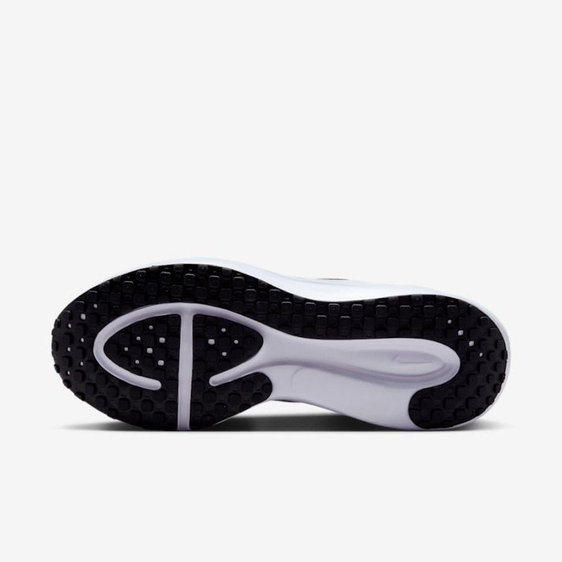 Giày Nike Revolution 8 Nữ - Đen Trắng Giày Nike Revolution 8 Nữ - Đen Trắng