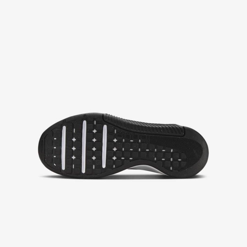 Giày Nike MC Trainer 3 Nữ - Đen Trắng Giày Nike MC Trainer 3 Nữ - Đen Trắng