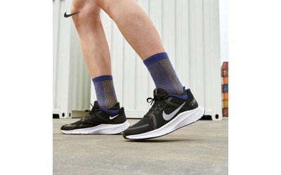 Review giày Nike Quest 4