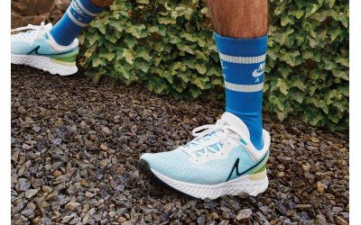 Điều gì làm nên vị thế dẫn đầu của giày thể thao Nike?