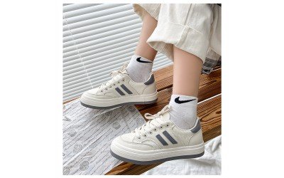 Tiết lộ 5 kiểu giày học sinh được các bạn trẻ Gen Z ưa chuộng nhất hiện nay!