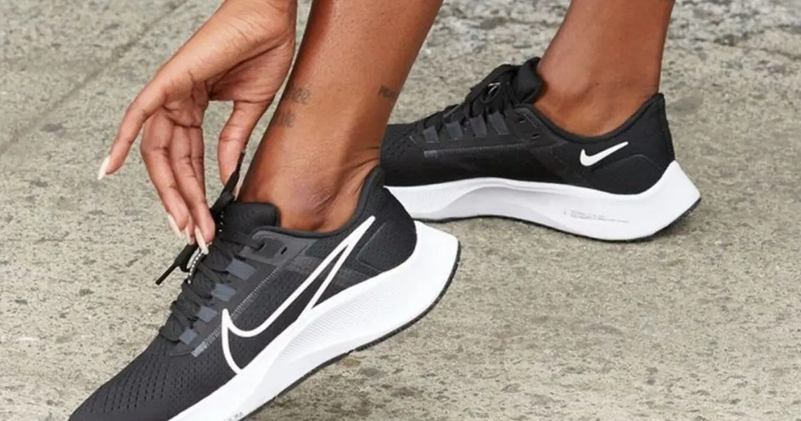 TOP 6 đôi giày Nike đẹp nhất hiện nay gây sốt với các tín đồ mê giày TOP 6 đôi giày Nike đẹp nhất hiện nay gây sốt với các tín đồ mê giày