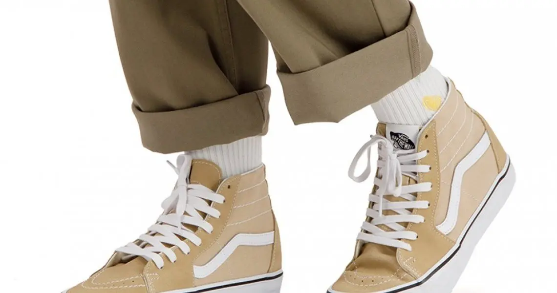 5+ ý tưởng biến hóa giày Vans theo phong cách của riêng bạn 5+ ý tưởng biến hóa giày Vans theo phong cách của riêng bạn