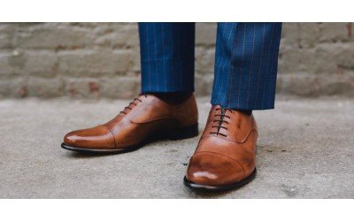 Giày tây phối với đồ gì để tôn lên vẻ ngoài nam tính và sang trọng?