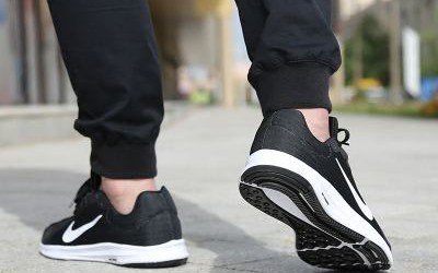 Giày chạy bộ Nike Downshifter 8 - đẳng cấp đến từ sự đơn giản Giày chạy bộ Nike Downshifter 8 - đẳng cấp đến từ sự đơn giản