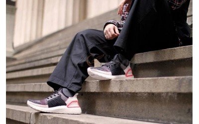Review giày ULTRA BOOST 20