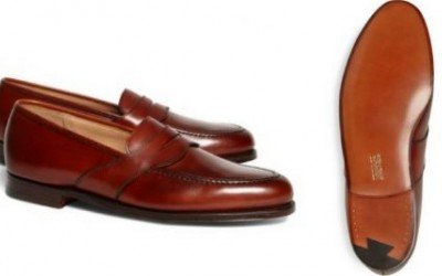 Cách chọn giày sneaker nữ phù hợp nhất Cách chọn giày sneaker nữ phù hợp nhất